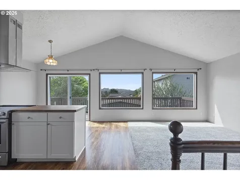 1754 NE 13th Street Lincoln City OR 97367