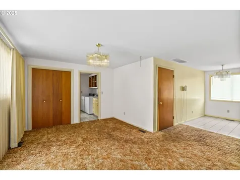 1410 Bryant Avenue Cottage Grove OR 97424