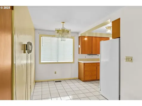 1410 Bryant Avenue Cottage Grove OR 97424