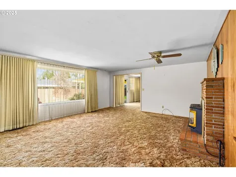 1410 Bryant Avenue Cottage Grove OR 97424
