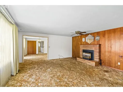 1410 Bryant Avenue Cottage Grove OR 97424