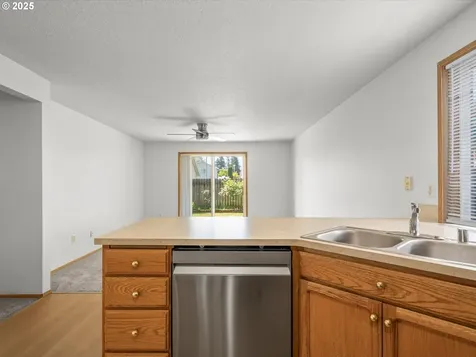 16815 NE 20th Street Vancouver WA 98684