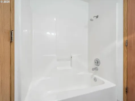 16815 NE 20th Street Vancouver WA 98684
