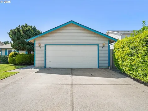 16815 NE 20th Street Vancouver WA 98684