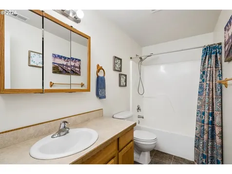 25234 Tyro Avenue Veneta OR 97487