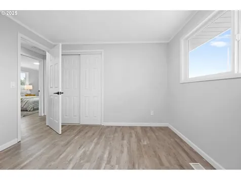 2144 SW 9th Court Gresham OR 97080