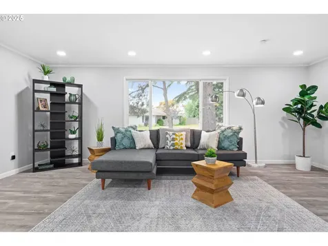2144 SW 9th Court Gresham OR 97080