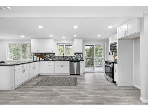 2144 SW 9th Court Gresham OR 97080