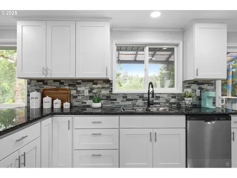 2144 SW 9th Court Gresham OR 97080