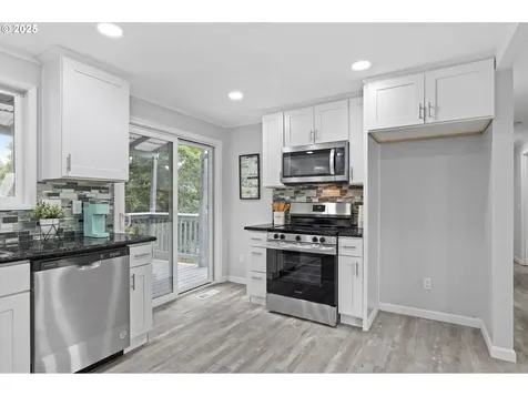 2144 SW 9th Court Gresham OR 97080