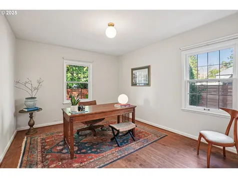 5535 SE Madison Street Portland OR 97215