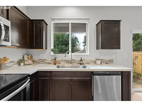 2218 NE 115th Court Vancouver WA 98684