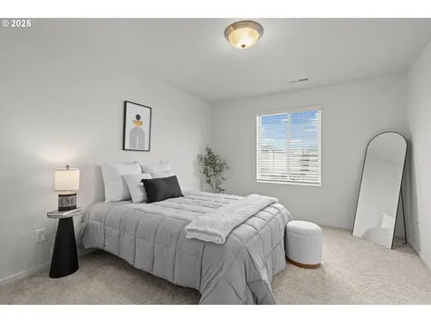 2218 NE 115th Court Vancouver WA 98684