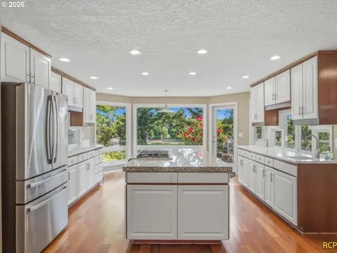 20415 NE Interlachen Lane Fairview OR 97024