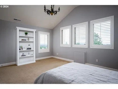 3232 NW Spencer Street Portland OR 97229