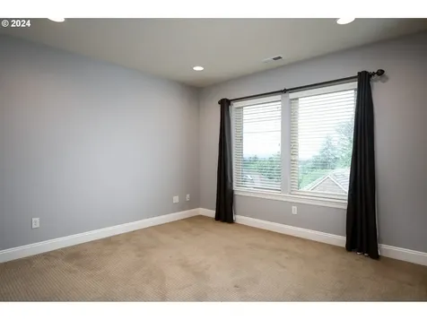 3232 NW Spencer Street Portland OR 97229