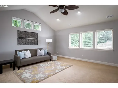 3232 NW Spencer Street Portland OR 97229