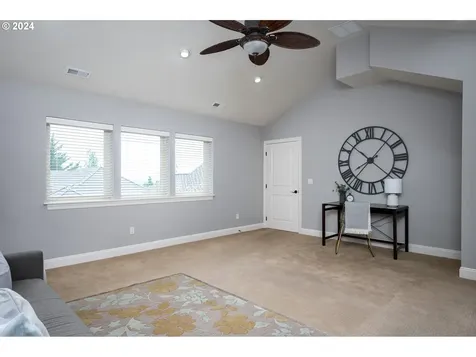 3232 NW Spencer Street Portland OR 97229