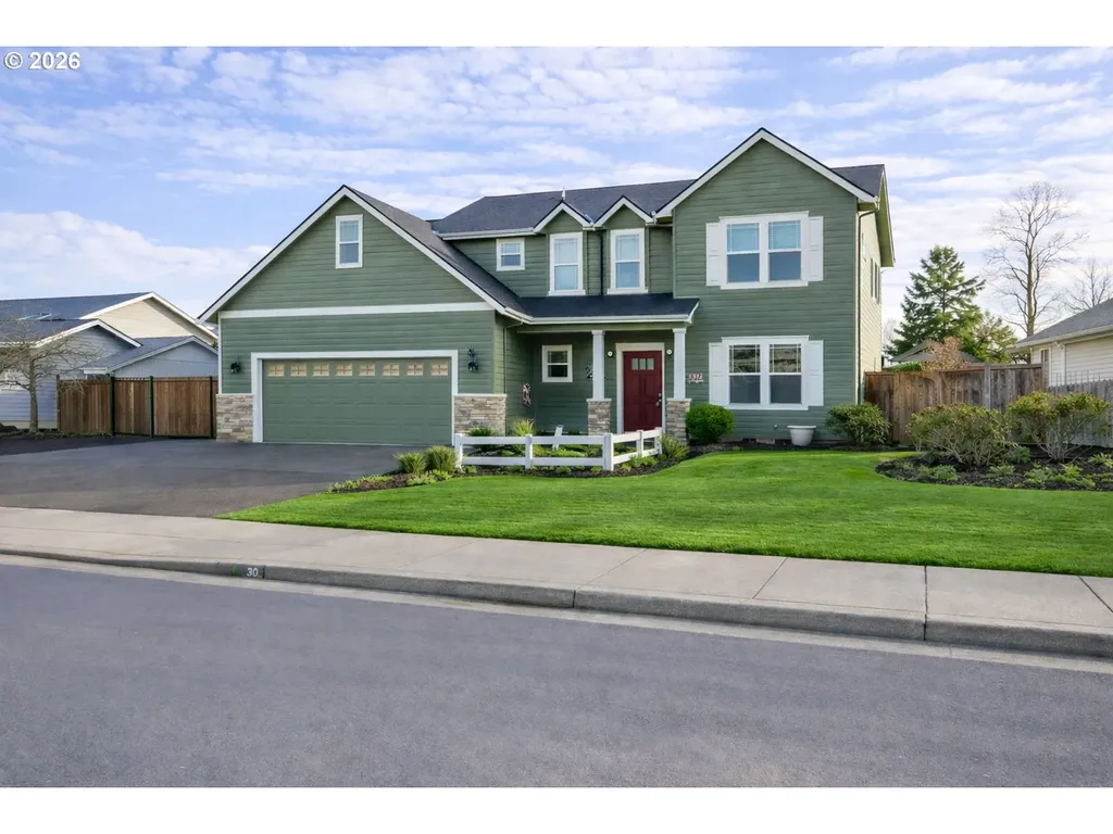 817 River Knoll Way Springfield OR 97477