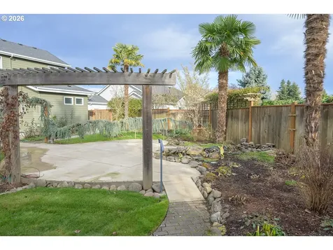 817 River Knoll Way Springfield OR 97477