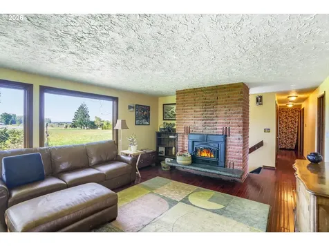 16530 NW Gillihan Road Portland OR 97231