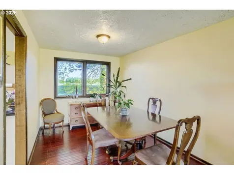 16530 NW Gillihan Road Portland OR 97231