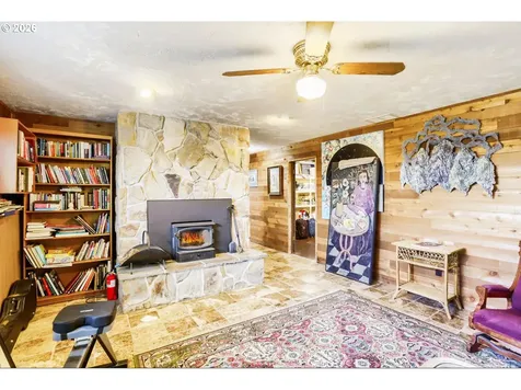16530 NW Gillihan Road Portland OR 97231