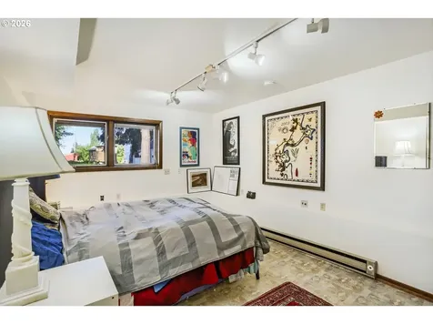 16530 NW Gillihan Road Portland OR 97231