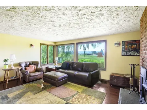 16530 NW Gillihan Road Portland OR 97231