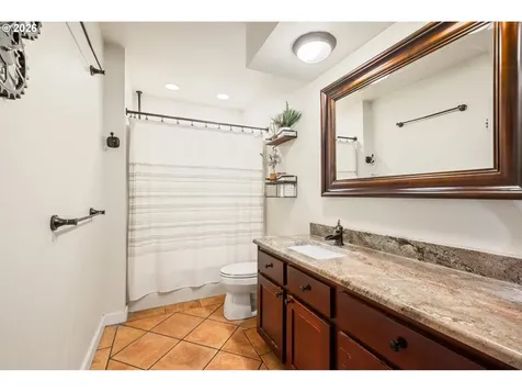 13 Judith Place Longview WA 98632