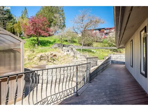 13 Judith Place Longview WA 98632