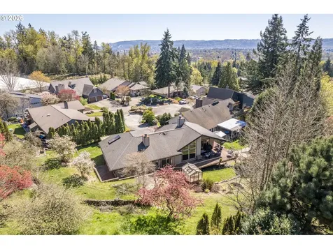13 Judith Place Longview WA 98632