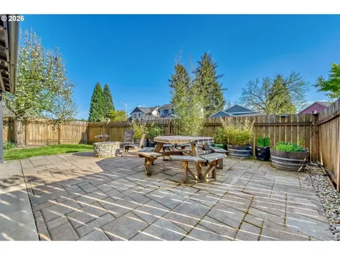 1620 N Lena Court Lafayette OR 97127