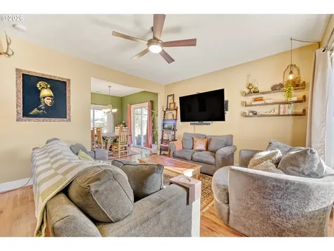 1620 N Lena Court Lafayette OR 97127
