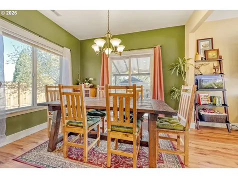 1620 N Lena Court Lafayette OR 97127