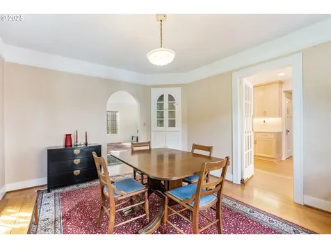1933 SE 27th Avenue Portland OR 97214