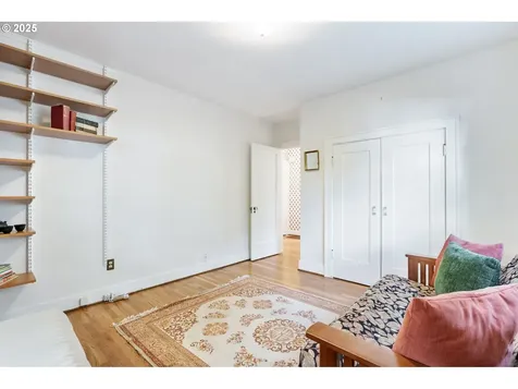 1933 SE 27th Avenue Portland OR 97214