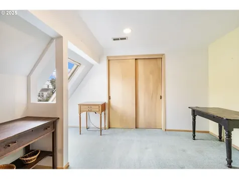 1933 SE 27th Avenue Portland OR 97214
