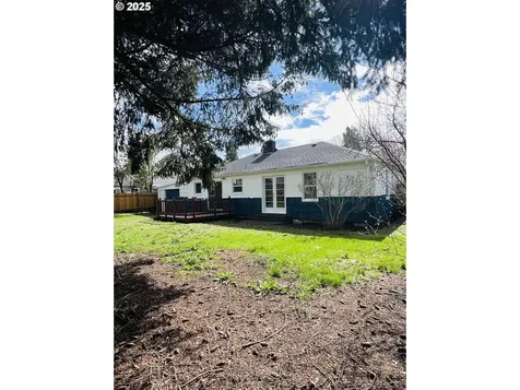 3145 Bell Avenue Eugene OR 97402
