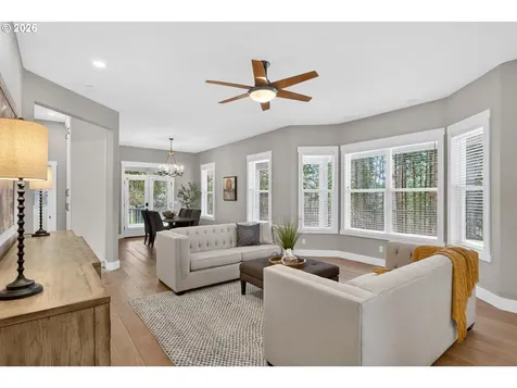 15900 S Lora Court Oregon City OR 97045