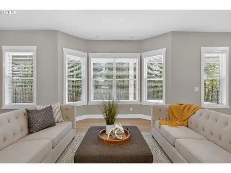 15900 S Lora Court Oregon City OR 97045