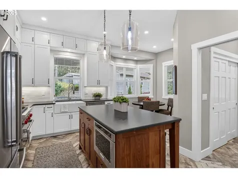 15900 S Lora Court Oregon City OR 97045