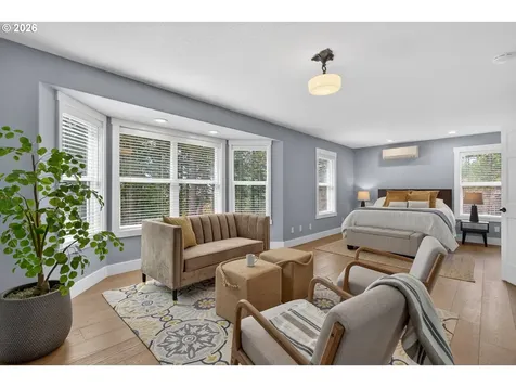 15900 S Lora Court Oregon City OR 97045