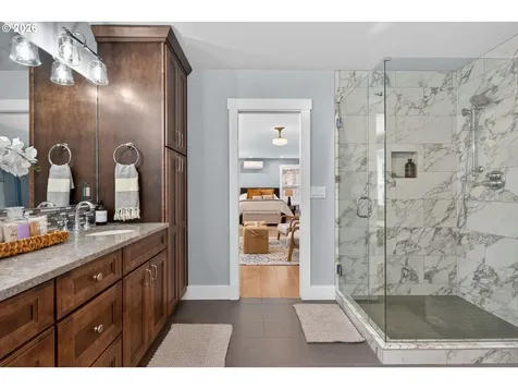 15900 S Lora Court Oregon City OR 97045