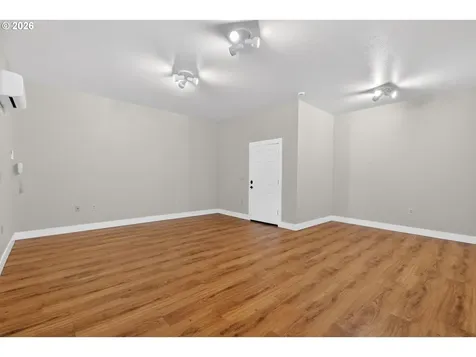15900 S Lora Court Oregon City OR 97045