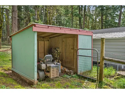 15900 S Lora Court Oregon City OR 97045