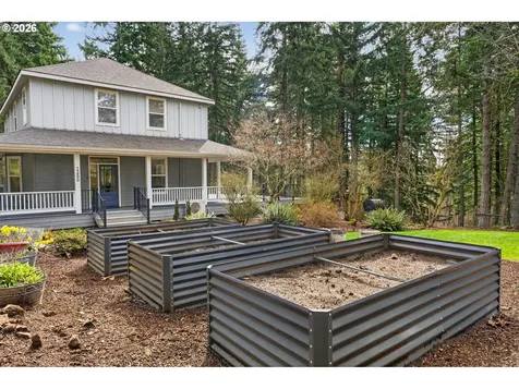 15900 S Lora Court Oregon City OR 97045