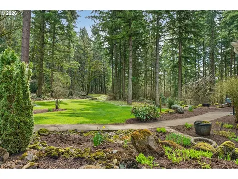 15900 S Lora Court Oregon City OR 97045