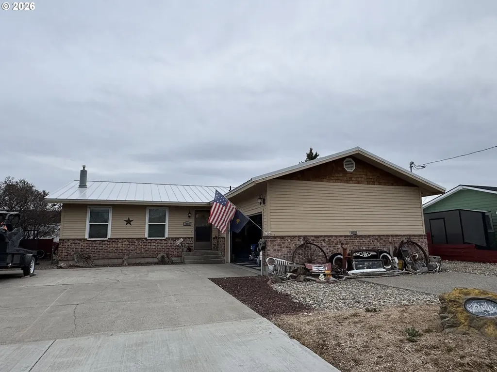 1060 D Street Baker City OR 97814