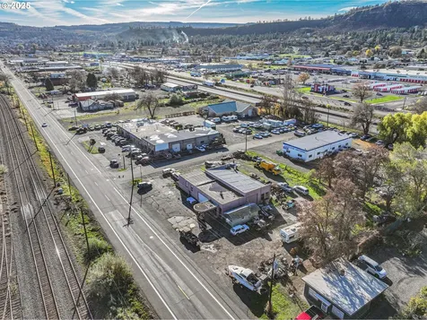 2812 W 2nd Street The Dalles OR 97058